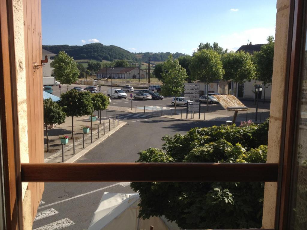 Hotel De La Gare Sévérac-le-Château Zimmer foto